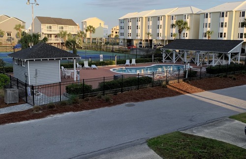 Port St. Joe House | ALL INCLUSIVE = FREE GOLF CART/2 KAYAKS/SUPaddle Board/4 Bikes