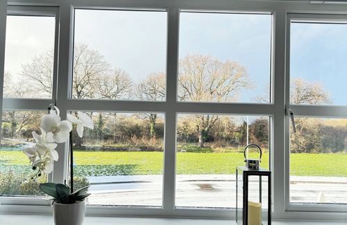 Bodelwyddan House | All-Inclusive Getaway | Free WiFi | Fully Ready | Stress-Free Arrival!