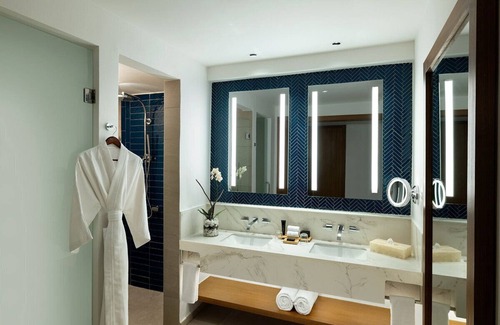 Bavaro Hotel | All-Inclusive Oceanfront Stay w/Vibrant Casino - Punta Cana | 2 Units