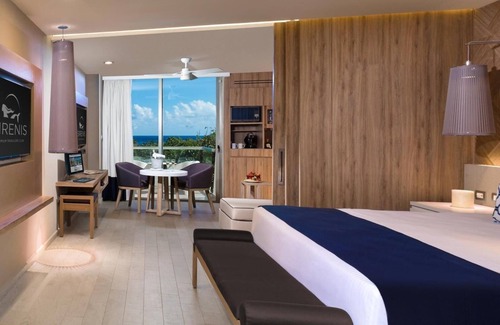 Akumal Resort | All-Inclusive Premium Junior Suite at Grand Sirenis Riviera Maya Resort and Spa