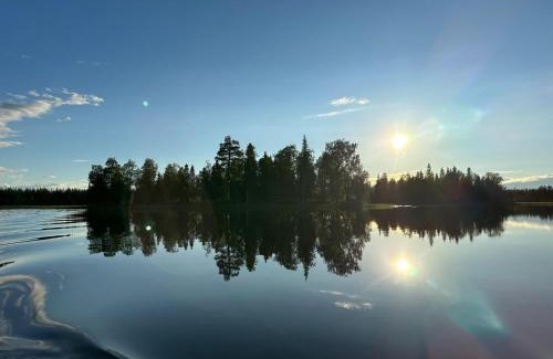 Rovaniemi Villa | All-Inclusive Private Island with Lake View