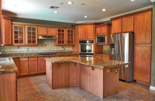 Enterprise Bed & Breakfast | All the amenities You could ask for and minutes from strip with pool and spa!