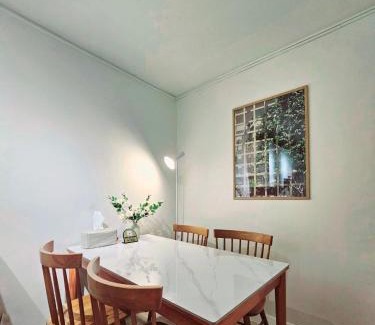 Wonhyoro-dong Apartment | All the background locations featured in K-pop Demon Hunters are easily accessible within 15 to 30 minutes by public transportation#Stay Aurora