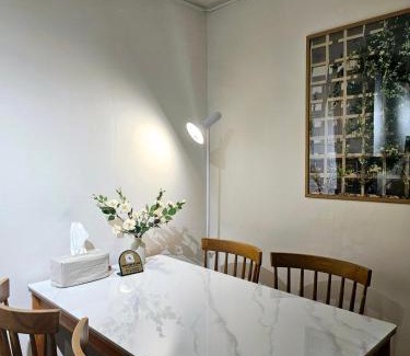 Wonhyoro-dong Apartment | All the background locations featured in K-pop Demon Hunters are easily accessible within 15 to 30 minutes by public transportation#Stay Aurora