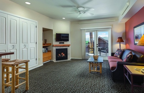West Yellowstone Resort | All the comforts of home!