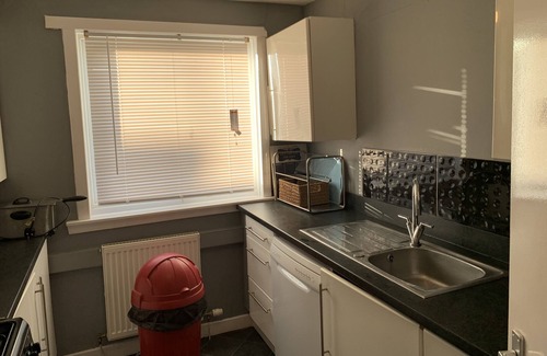 Glenisla Apartment | All You’ll Need For a Cosy Stay