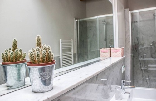 Maggiana Bed & Breakfast | Alla Torre del Barbarossa B&B Foresteria