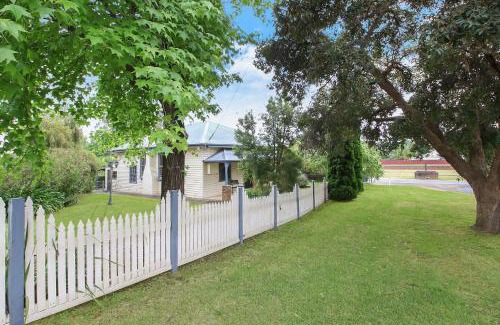 Beechworth House | Allen Street