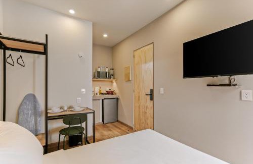 Downtown Queretaro Apartment | Allende By Homirent