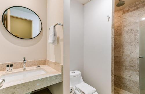 Downtown Queretaro Apartment | Allende By Homirent