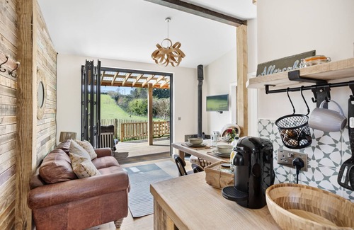 Minehead Cabin | Allercabin, Dunster - a lodge that sleeps 4 guests in 2 bedrooms