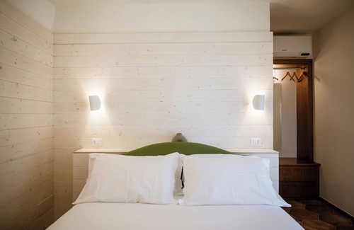 Terracina Bed & Breakfast | Alley Effe|Essentia: Corner of paradise in the heart of the historic center sea view