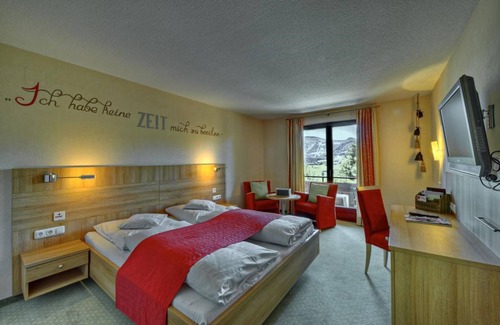 Oberstaufen House | Allgäuer Panoramahotel - Double room standard, room 31 (31-35)