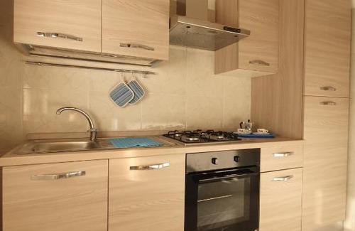 Sant'Isidoro House | Alloggio incantevole a500m dal mare con posto auto