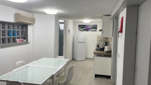 Civitavecchia Apartment | Alloggio turistico La Taverna