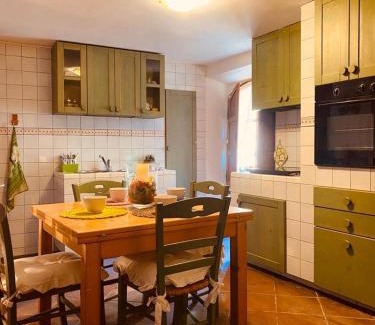 Viterbo House | Alloggio turistico S.Pellegrino 45