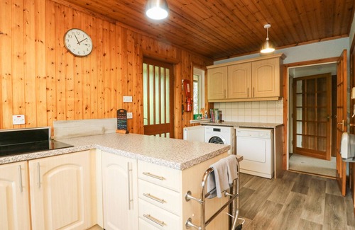 Salen House | ALLT AN DORRAN, pet friendly, with open fire in Salen