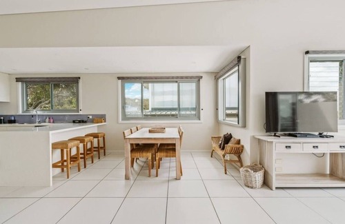 Hyams Beach House | Allure at Hyams Beach