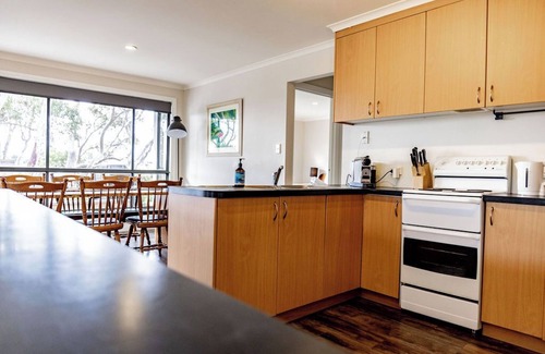 Bicheno House | Allure Bicheno - Absolute Waterfront