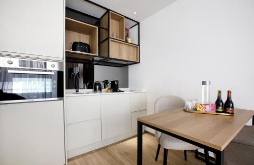Centro / Baixa Apartment | Alma Invicta Almada Premium