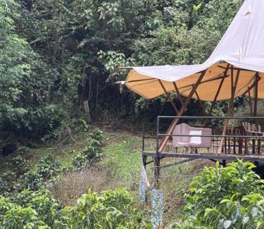 Anzoategui House | AlmA Rural - Cabaña Colibri