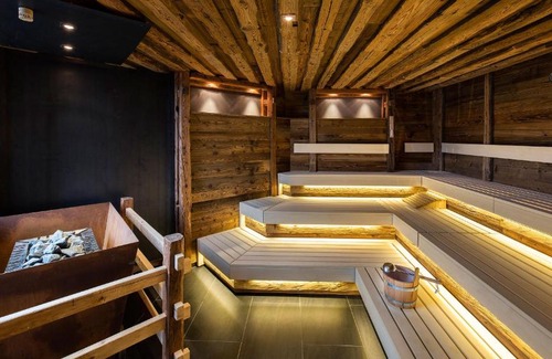 Sankt Margarethen im Lungau Hotel | ALMGUT - Mountain Wellness Hotel
