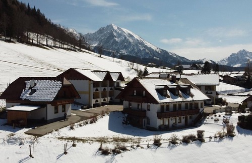 Spital am Pyhrn Cabin | Almhaus - Berggasthof Zottensberg