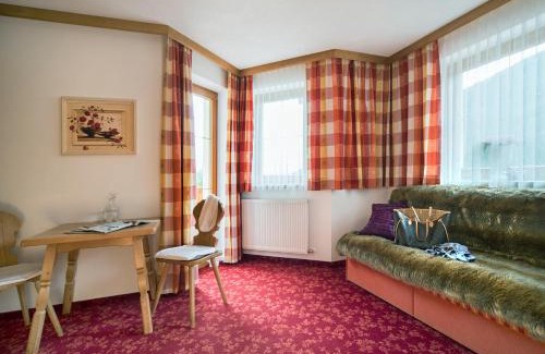 Hippach Hotel | Almhof Roswitha