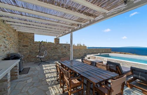 Ydrousa Apartment | "Aloe On the Rock" by Explore Andros