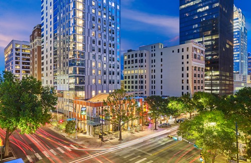 Downtown Austin Hotel | Aloft Austin Downtown