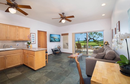 Kihei House | Aloha Aku Honu Suite – Experience the Spirit of Aloha
