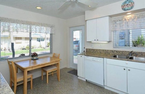 Aloha Kai Villa | Aloha Kai - Unit 27 Beautiful 2 bedroom