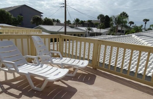 Aloha Kai House | Aloha Kai - Unit 52N Close to the beach with views!