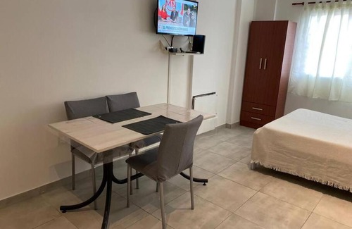 Comuna 12 Apartment | Alojamiento Terrada departamento completo en Villa Pueyrredón