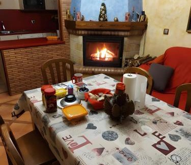 Torrelavega Bed & Breakfast | Alojamientos Marte Habitaciones
