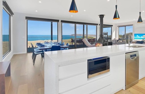 San Remo House | Alonda - Ocean Views - Linen Included