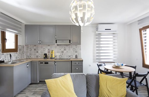 Akyaka City Center Apartment | Alp Suites Limon