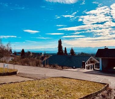 Hoechenschwand Apartment | Alpenblick, Garagenplatz & zwei Balkone
