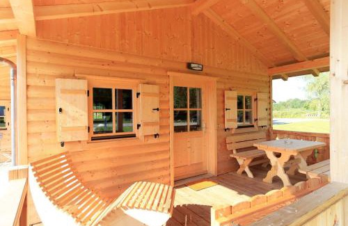 Seeon-Seebruck House | Alpenchalets Hotel Lambach