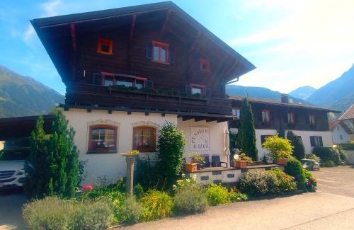 Schruns Apartment | Alpenfeder Landhaus Heidi Top 2