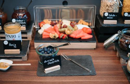 Furstenfeldbruck District Bed & Breakfast | Alpenglühen Smart Hotel