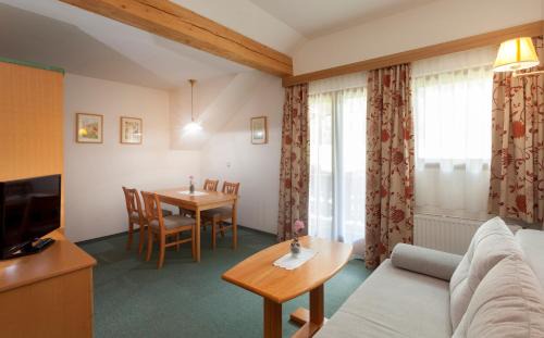 Flattach Hotel | Alpenhotel Badmeister