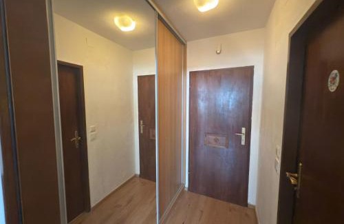 Gaishorn Apartment | Alpine Escape with Kitzsteinhorn View