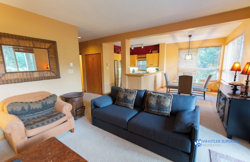 Blackcomb Condo | Alpine Greens - Village Shuttle, BBQ, Patio, Free Parking & WiFi