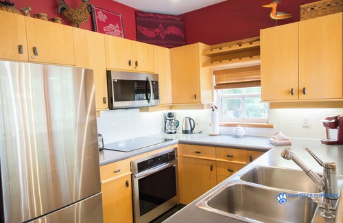Blackcomb Condo | Alpine Greens - Village Shuttle, BBQ, Patio, Free Parking & WiFi