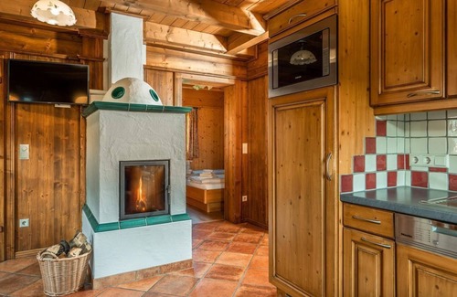 Pichl-Preunegg Apartment | Alpine hut "Hirtabua" - Almwelt Austria