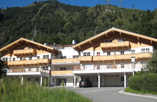 Kaprun Hotel | Alpine Resort by Alpin Rentals