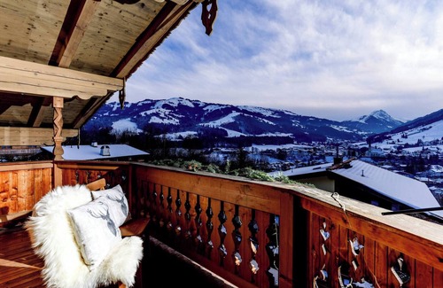 Kitzbuehel House | Alpine Retreat in Kirchberg, Tirol - Private Pool & Sauna
