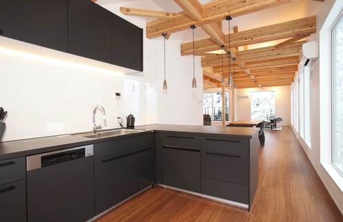 Iida House | Alpine Tenshi Villas UZUME 4LDK8 guests/Kitaazumigun Nagano