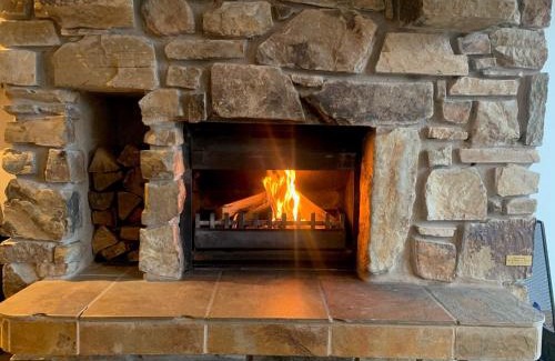 Falls Creek Apartment | Alpine Woodsmoke Apartments